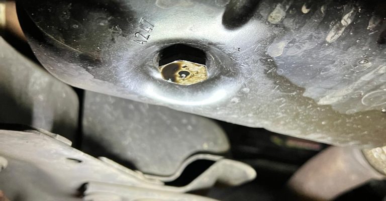Remplacement du Carter Moteur sur une Peugeot 207 à Bennwihr, proche d’Andolsheim