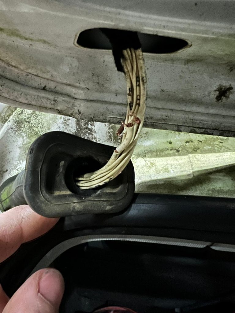 Réparation d’un Faisceau de Coffre sur une Golf à Bennwihr Gare, proche de Fortschwihr