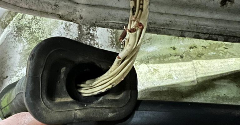 Réparation d’un Faisceau de Coffre sur une Golf à Bennwihr Gare, proche de Fortschwihr