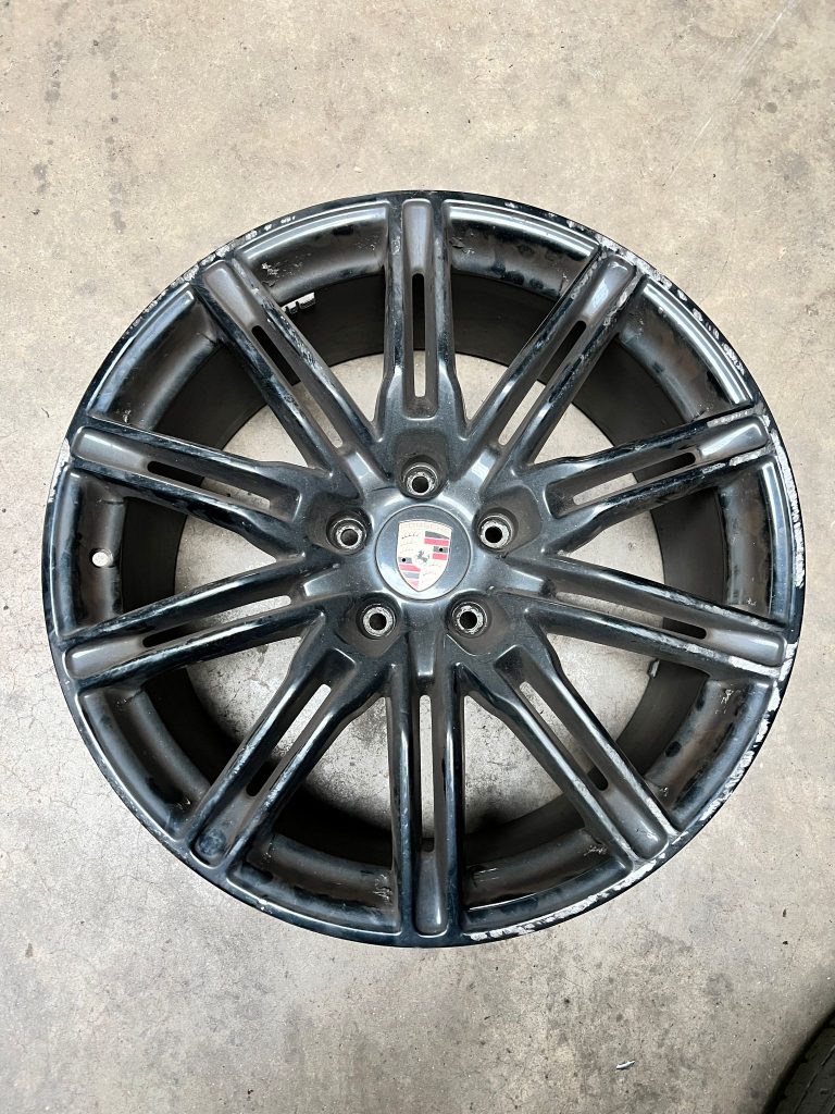 Réparation et Mise en Peinture de Jantes pour une Porsche à Bennwihr-Gare, proche Jebsheim
