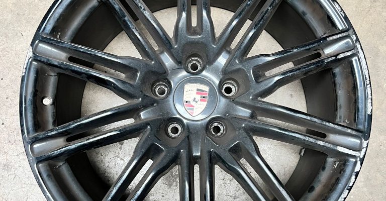 Réparation et Mise en Peinture de Jantes pour une Porsche à Bennwihr-Gare, proche Jebsheim