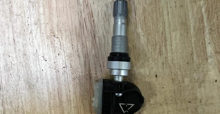 Remplacement d’un Capteur de Roue d’une Ford Fiesta à Bennwihr-Gare proche Turckheim
