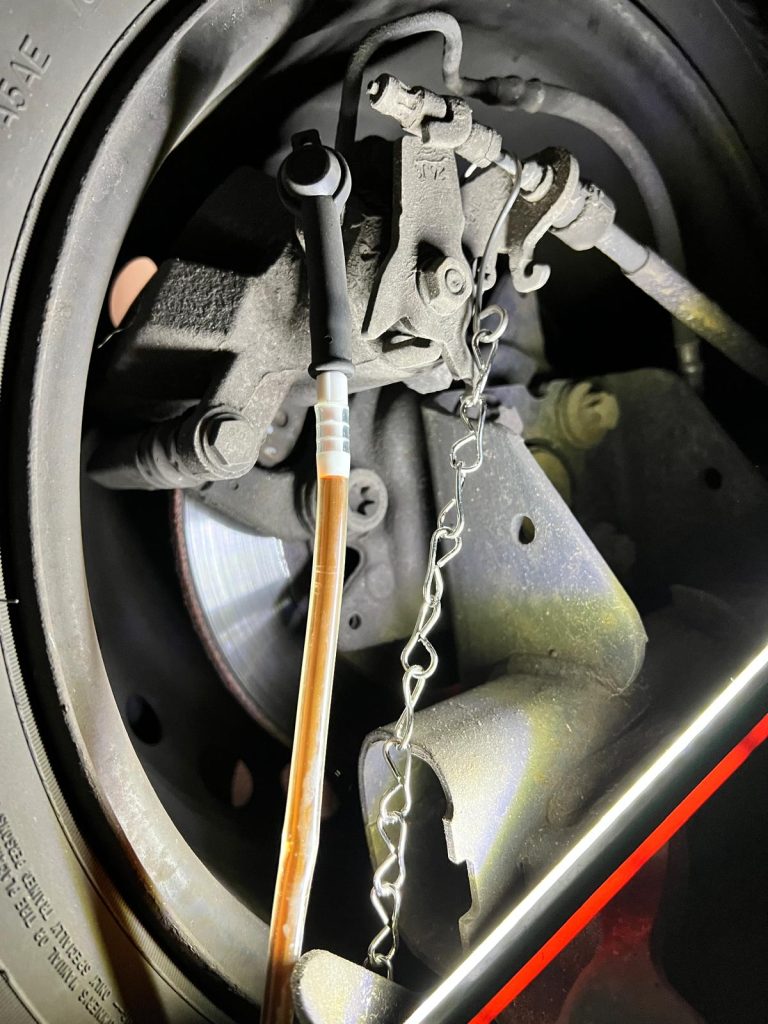 Changement du Liquide de Frein d’une Renault Mégane à Bennwihr-Gare proche de Ammerschwihr