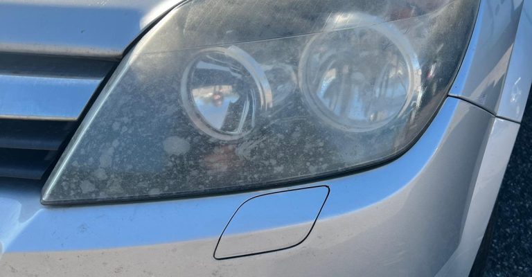 Polissage d’un Optique d’une Opel Corsa à Bennwihr-Gare proche de Colmar