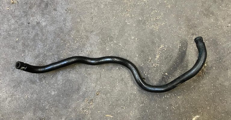 Remplacement de la Durite de Gasoil sur une Mercedes à Bennwihr-Gare, proche Wickerschwihr
