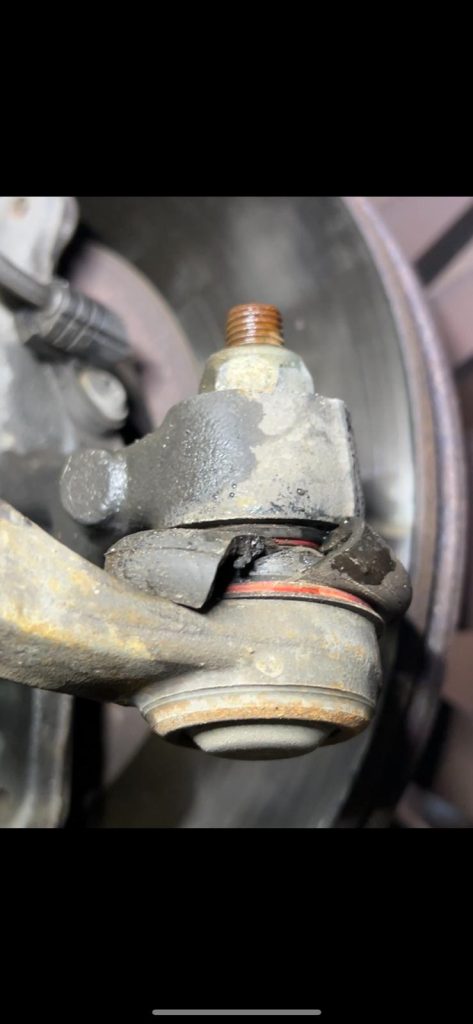 Remplacement de la Rotule de Direction d’une Renault Mégane à Bennwihr-Gare proche de Riquewihr